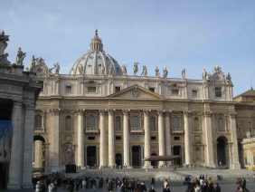 Ватикан - самое маленькое в мире независимое государство.